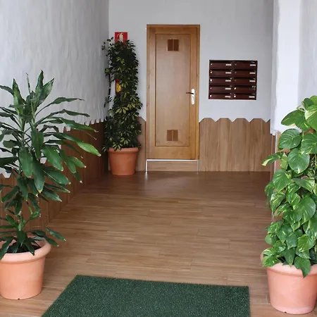 Apartment Sehr Ruhige Und Zentralgelegene