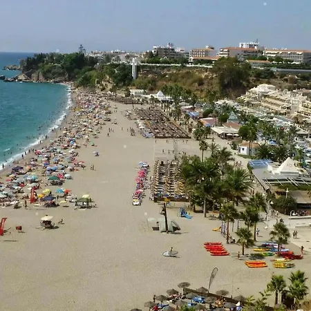 Sehr Ruhige Und Zentralgelegene Apartment Nerja