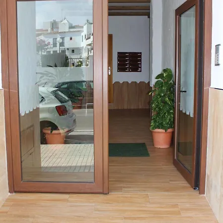 Sehr Ruhige Und Zentralgelegene Apartment